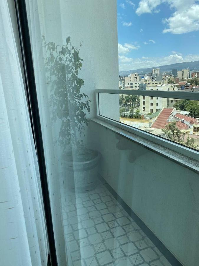 Ecco Modern Guest House Аддис-Абеба Экстерьер фото